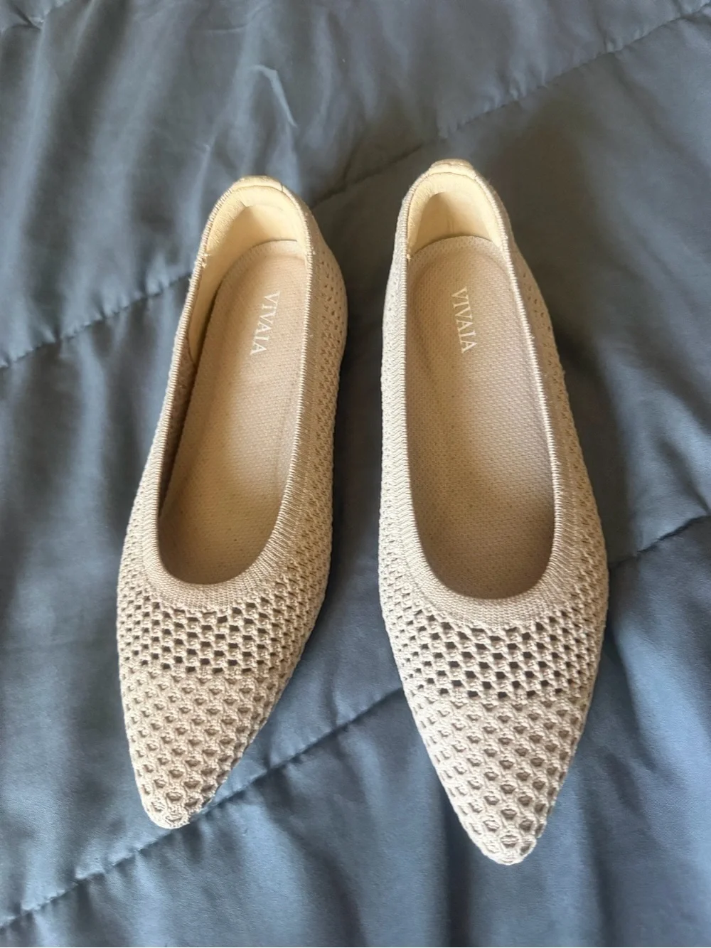 Vivaia Women's Knit Pointed-Toe Flats in Light Beige